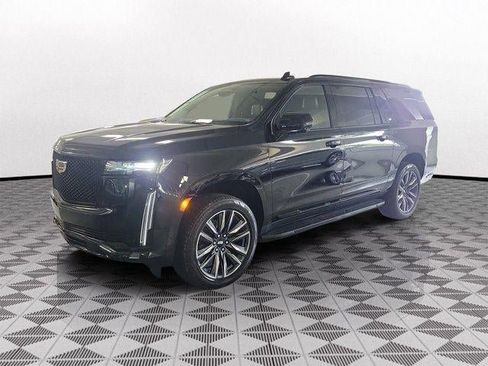 Used 2023 Cadillac Escalade ESV Sport Platinum RWD image 3