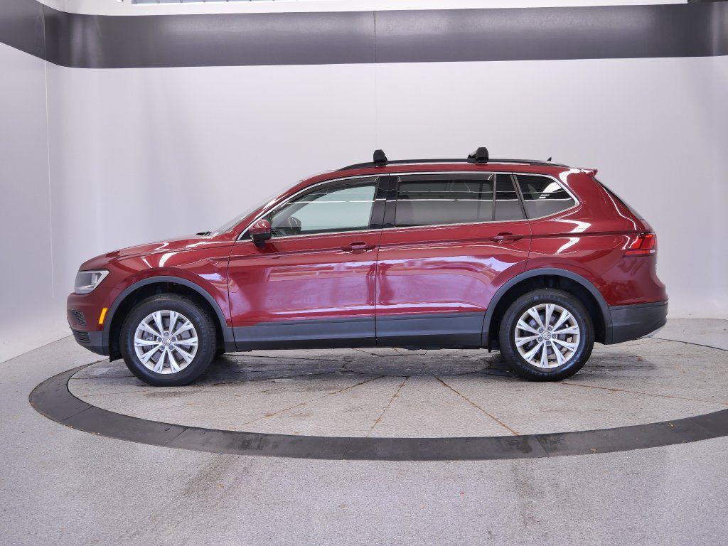 Used 2019 Volkswagen Tiguan SE w/ Panoramic Sunroof Package AWD/4WD image 2