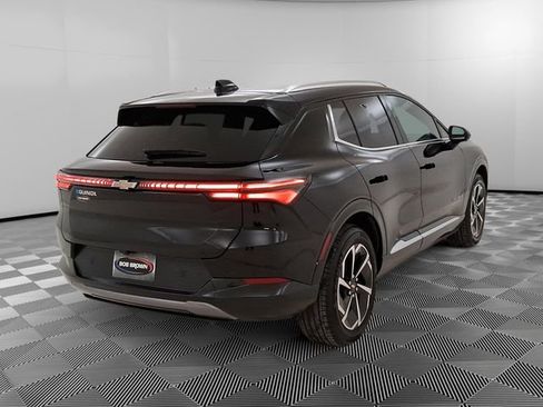 Used 2025 Chevrolet Equinox EV LT w/ Convenience Package image 3