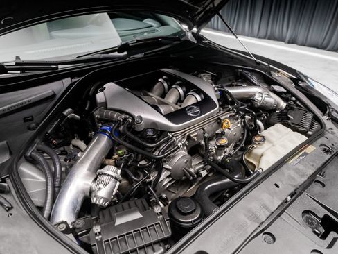 Used 2009 Nissan GT-R Premium AWD/4WD image 40