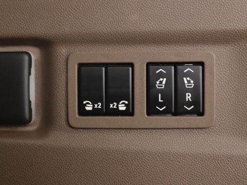 Used 2022 GMC Yukon XL Denali image 34