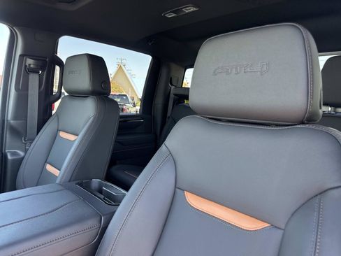 New 2026 GMC Sierra 2500 AT4 w/ AT4 Premium Plus Package AWD/4WD image 23