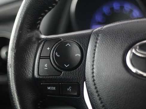 Used 2017 Toyota Corolla iM FWD image 12