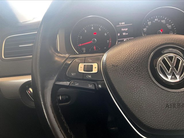 Used 2017 Volkswagen Jetta SE FWD image 18