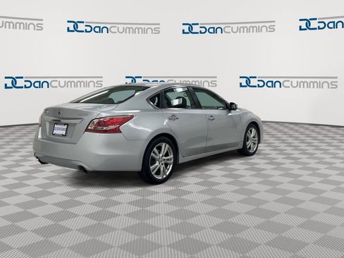 Used 2013 Nissan Altima 3.5 SV FWD image 8