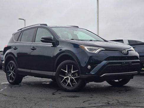 Used 2018 Toyota RAV4 SE w/ Advanced Technology Package AWD/4WD image 1