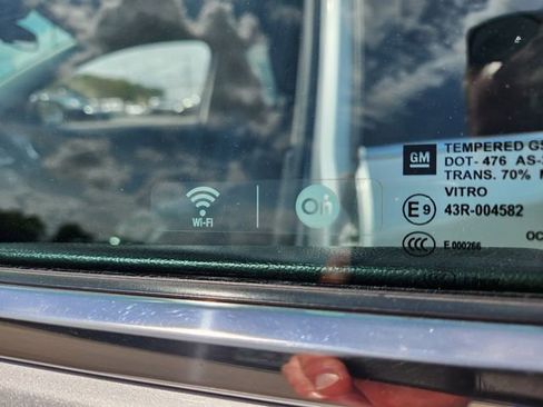 Used 2021 Chevrolet Equinox LT w/ LPO, Floor Liner Package image 30