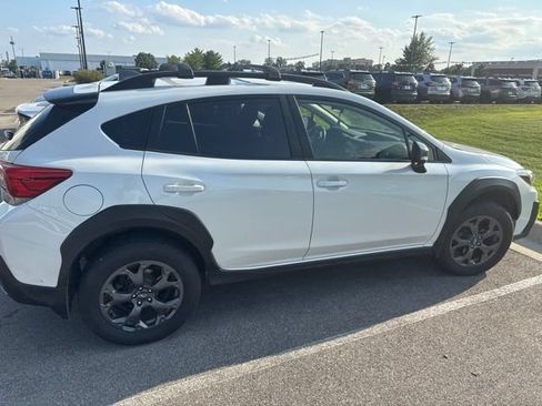 Used 2021 Subaru Crosstrek 2.5i Sport w/ Moonroof Package AWD/4WD image 2