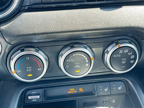 Used 2023 MAZDA MX-5 Miata Grand Touring image 16