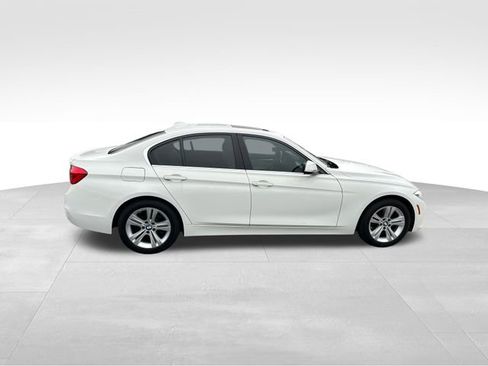 Used 2017 BMW 330i Sedan image 6