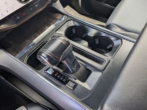 Used 2023 Ford F150 Lightning Lariat w/ Equipment Group 511A High image 27