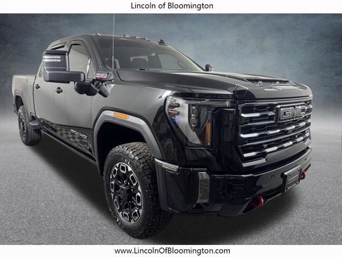 Used 2024 GMC Sierra 2500 AT4 w/ AT4 Premium Plus Package AWD/4WD image 10