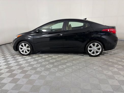 Used 2011 Hyundai Elantra Limited FWD image 4