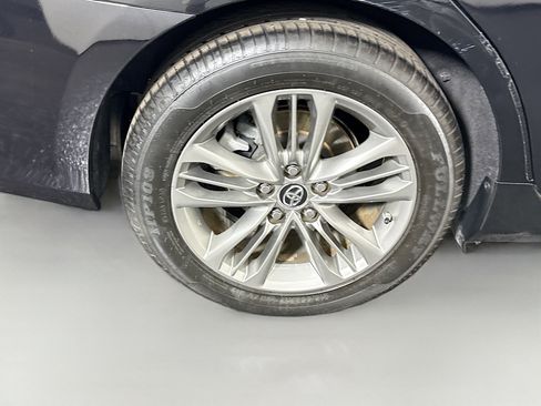 Used 2016 Toyota Camry SE FWD image 32