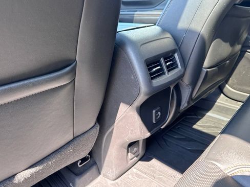 Used 2019 GMC Terrain SLT w/ Preferred Package AWD/4WD image 30
