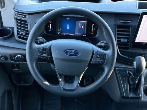 New 2026 Ford Transit 250 148 Medium Roof RWD image 18
