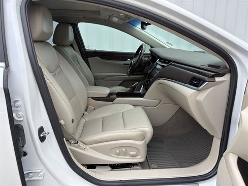 Used 2016 Cadillac XTS Luxury w/ Driver Awareness Package FWD image 18