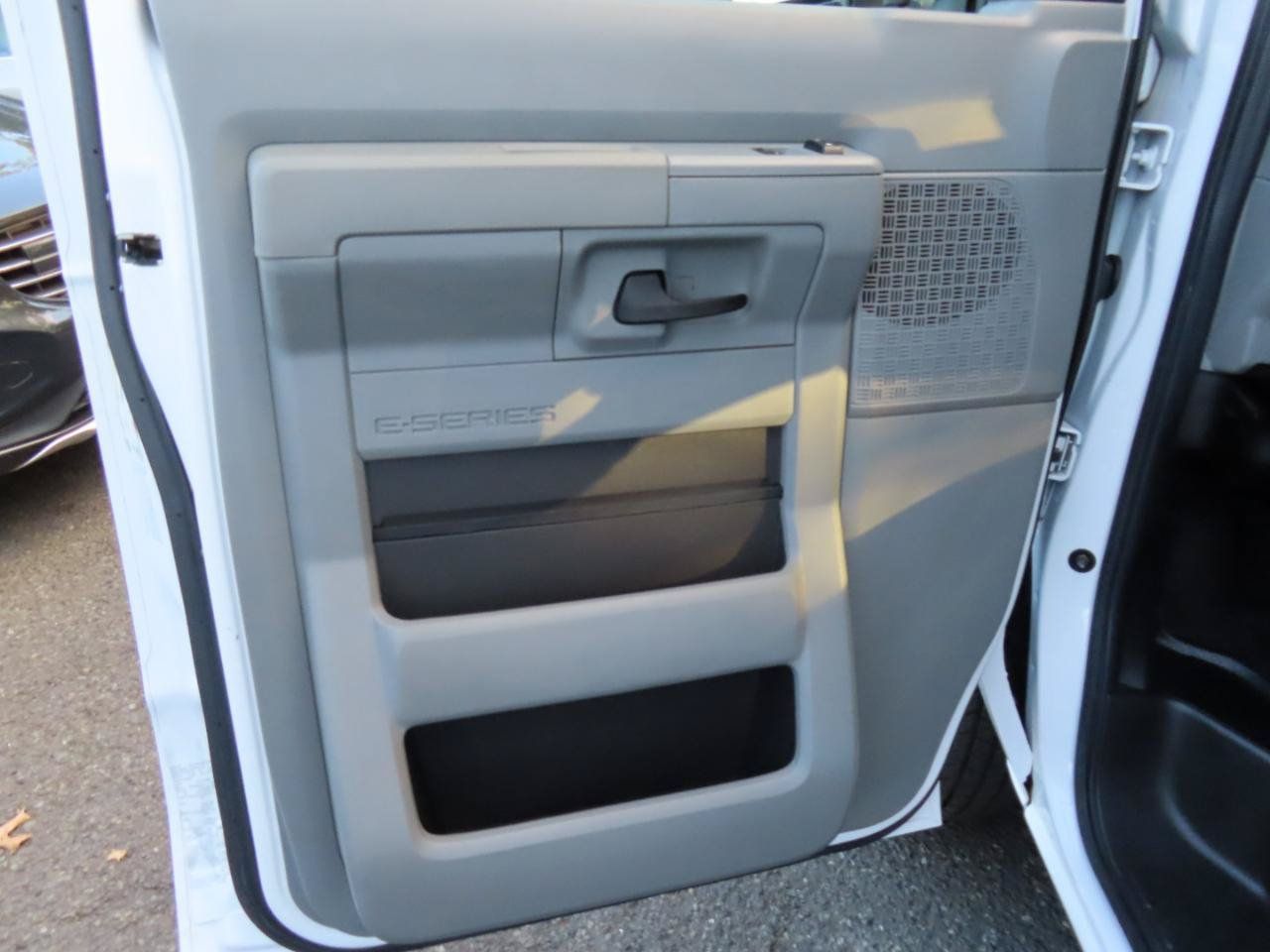 Used 2023 Ford E-350 and Econoline 350 Super Duty w/ Power Windows & Locks Group RWD image 18