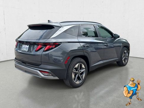 Certified 2026 Hyundai Tucson SEL FWD image 5