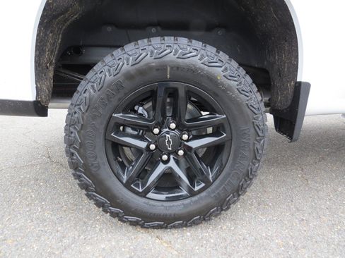 New 2026 Chevrolet Silverado 1500 Custom Trail Boss image 12