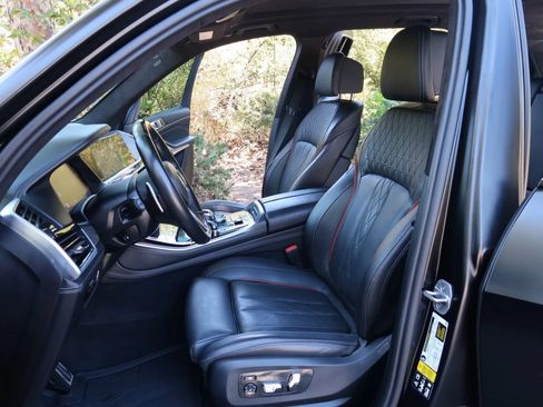 Used 2022 BMW X5 xDrive40i AWD/4WD image 25