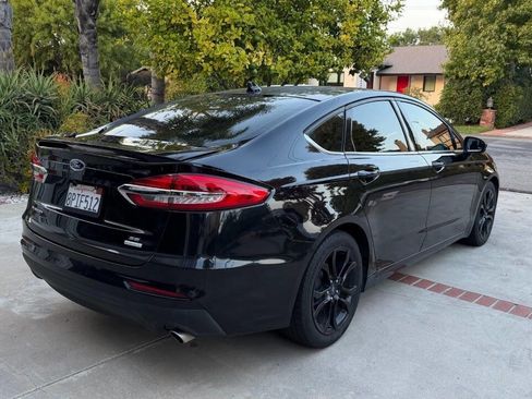 Used 2020 Ford Fusion SE w/ Equipment Group 151A image 5