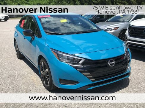 Certified 2025 Nissan Versa SR w/ Trunk Package FWD image 1