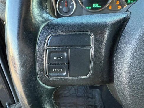 Used 2018 Jeep Wrangler Unlimited Sport S image 19