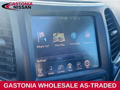 Used 2014 Jeep Cherokee Limited w/ Technology Group image 13