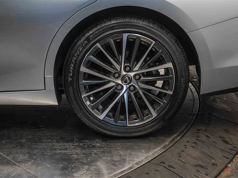 Used 2023 Lexus ES 350 w/ Premium Package image 10