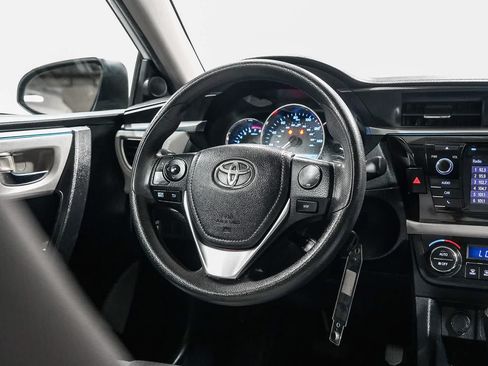 Used 2015 Toyota Corolla LE FWD image 15
