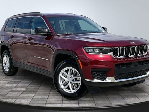 New 2026 Jeep Grand Cherokee L Laredo image 39