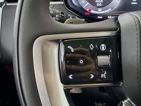 New 2026 Land Rover Range Rover Long Wheelbase SE AWD/4WD image 11