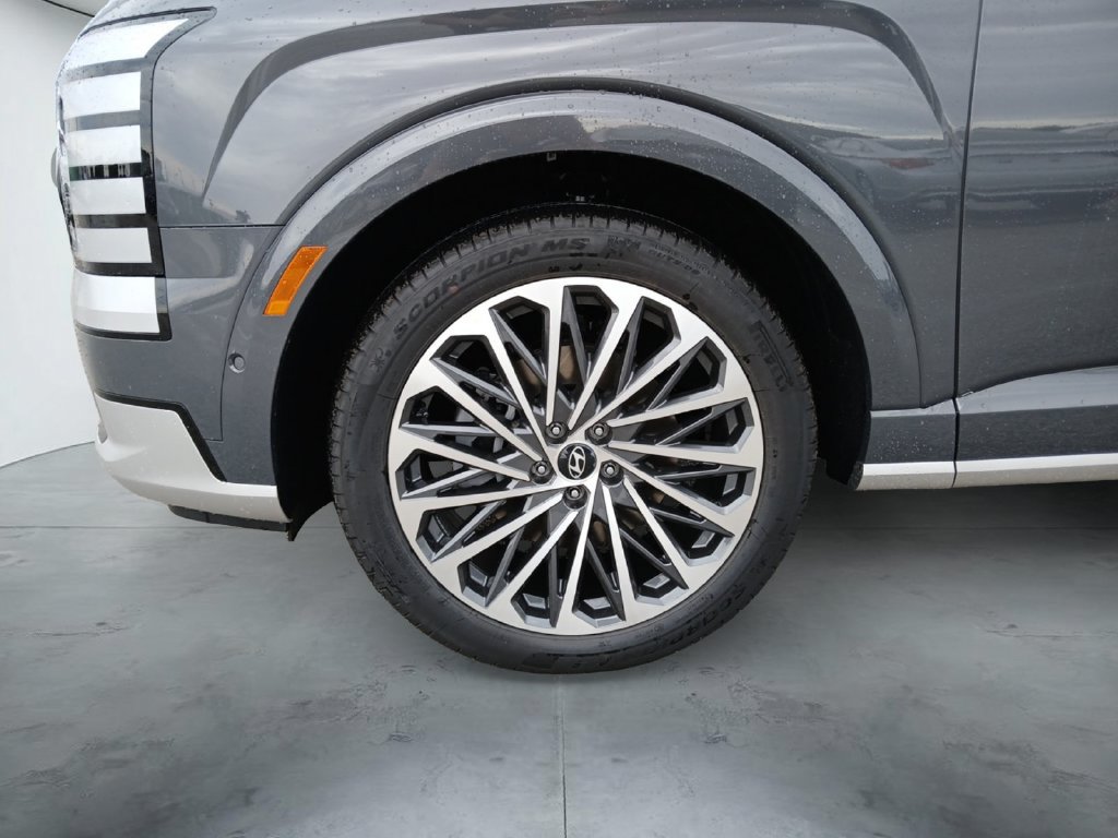 New 2027 Hyundai Palisade Calligraphy FWD image 16