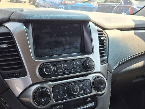 Used 2019 Chevrolet Tahoe 4WD image 9