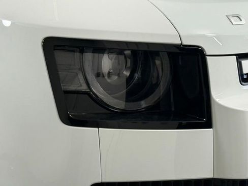 Used 2025 Land Rover Defender 110 S image 14