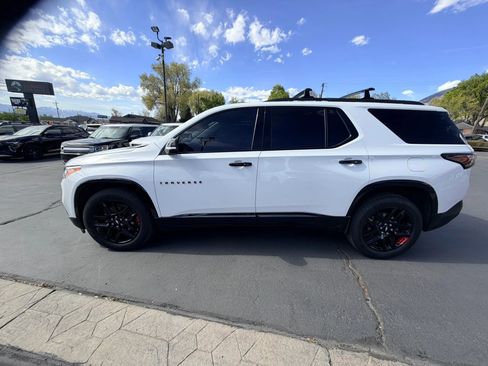 Used 2021 Chevrolet Traverse Premier w/ Redline Edition AWD/4WD image 7