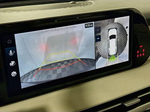 Certified 2024 Hyundai Palisade Limited AWD/4WD image 16