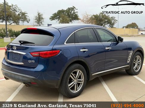 Used 2017 INFINITI QX70 3.7 image 6