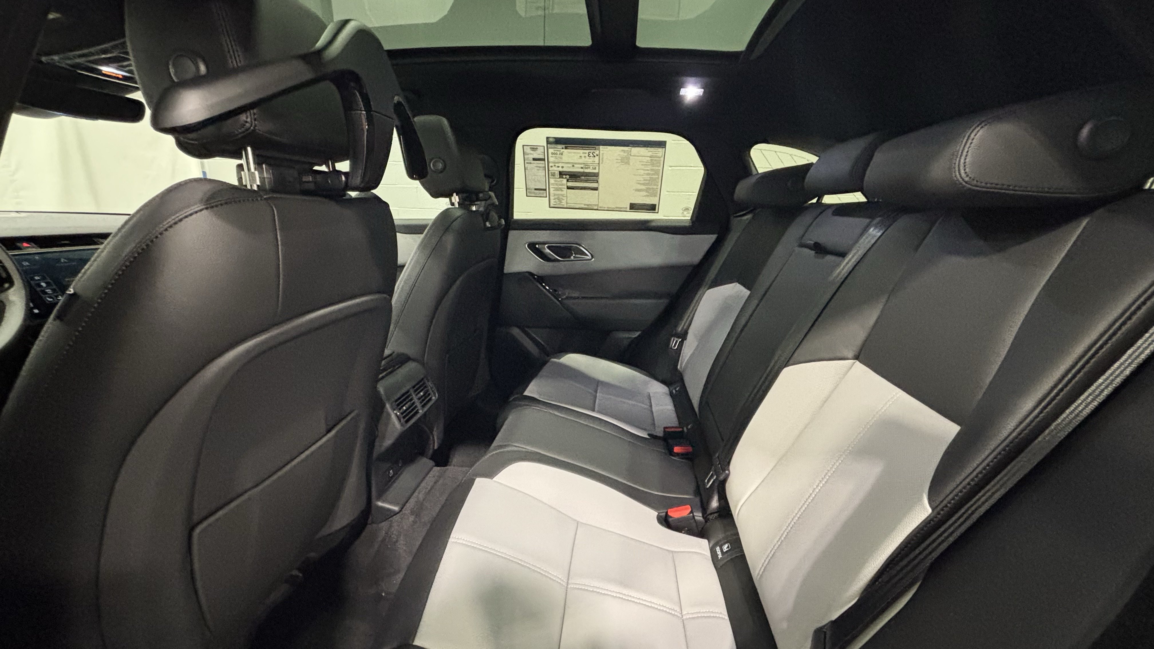 New 2026 Land Rover Range Rover Velar S AWD/4WD image 6