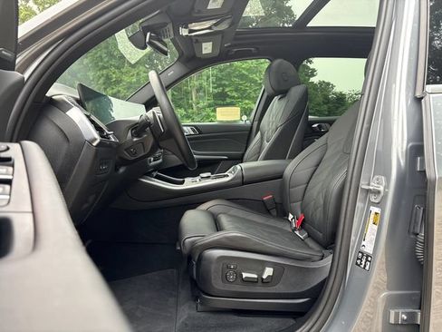 Used 2026 BMW X5 xDrive40i AWD/4WD image 32