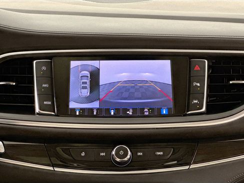 Used 2023 Buick Enclave Essence w/ Experience Buick Package image 31