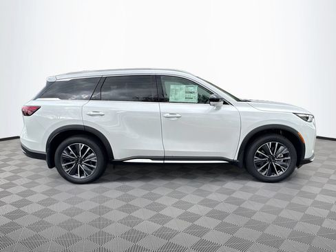 Certified 2026 INFINITI QX60 Luxe w/ Cargo Package FWD image 5