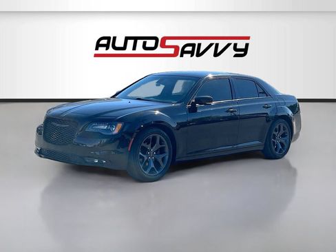 Used 2021 Chrysler 300 S RWD image 3