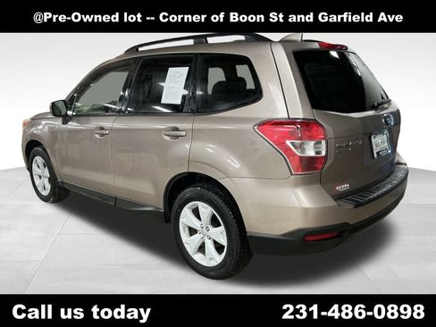 Used 2016 Subaru Forester 2.5i Premium w/ All-Weather Package image 3