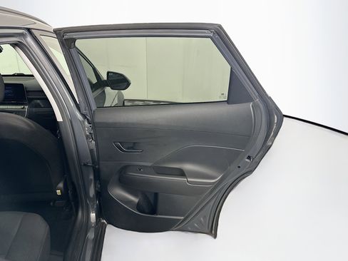 Used 2024 Hyundai Kona SEL FWD image 28