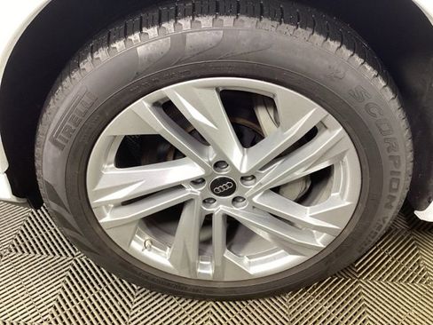 Certified 2023 Audi Q7 3.0T Premium Plus w/ Premium Plus Package image 8
