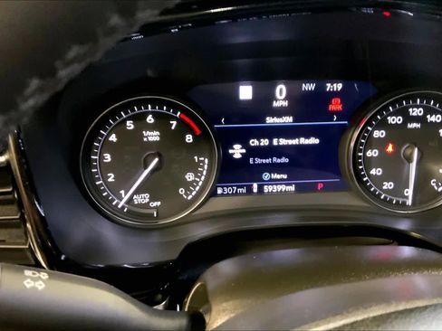 Used 2020 Cadillac XT6 Premium Luxury FWD image 26