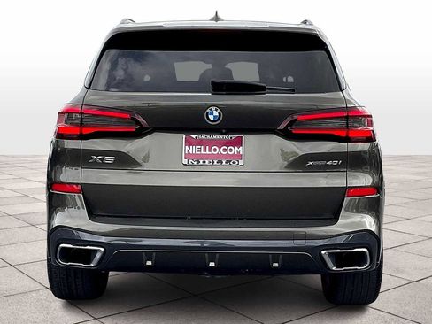 Used 2022 BMW X5 xDrive40i w/ M Sport Package image 7