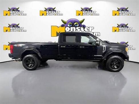 Used 2018 Ford F250 Platinum w/ Platinum Ultimate Package image 4